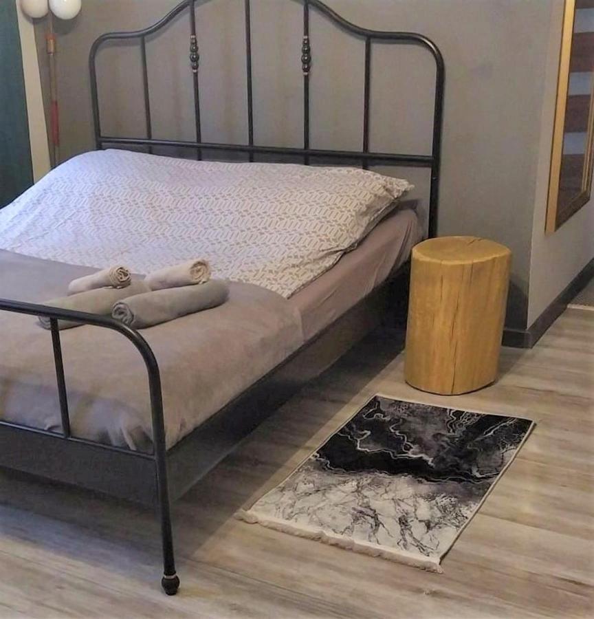 Apartament Czarne Zloto Katowice Buitenkant foto